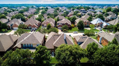 3604 Leanne Dr, Lewisville TX  75022-0962 exterior