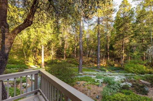 13407 Thoroughbred Loop, Grass Valley CA  95949-7691 exterior