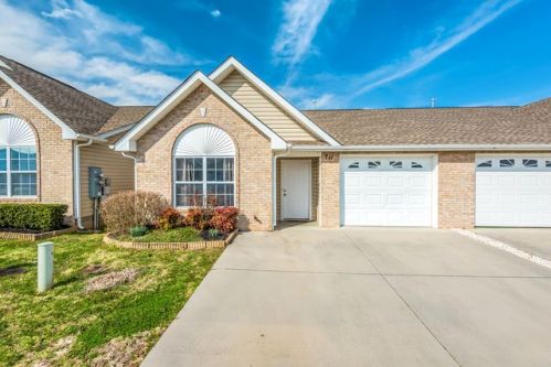 711 Greensboro Way, Knoxville, TN 37912-3694