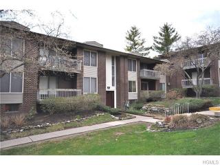126 Country Club Ln, Mount Ivy, NY 10970-2437