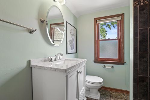 3307 81, Milwaukee WI 53219-3832 exterior