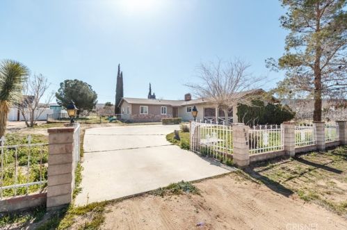 5208 Avenue, Lancaster, CA