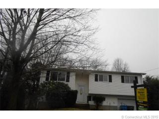 70 Flower Dr, New Haven, CT 06518-2414