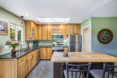 6499 Lone Pine Rd, Sebastopol CA  95472-5622 exterior