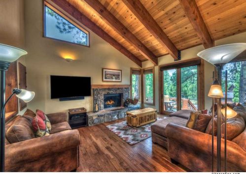 197 Basque Dr, Truckee, CA 96161-3909