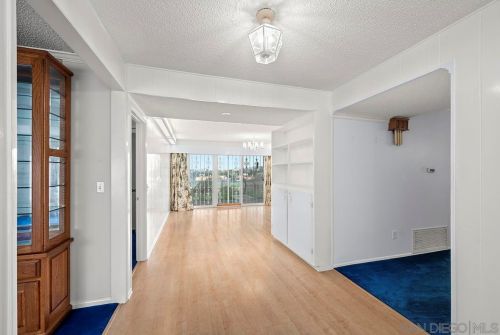 6675 Edmonton Ave, San Diego CA 92122-2518 exterior