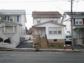 2020 Kay Ave, Union Center NJ  07083-3802 exterior