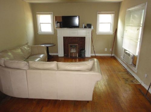 3020 8th Ave, Fort Worth, TX 76110-3452