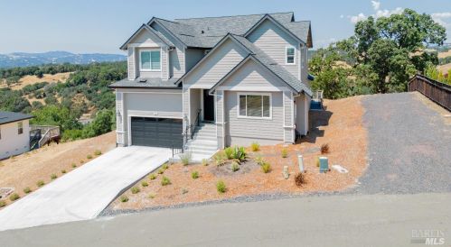 380 Tehuacan Rd, Ukiah CA  exterior