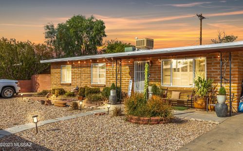 1502 Otilia Dr, Tucson, AZ 85705-9241