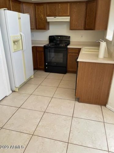 12888 Cambridge Ave, Avondale AZ  85392-7110 exterior