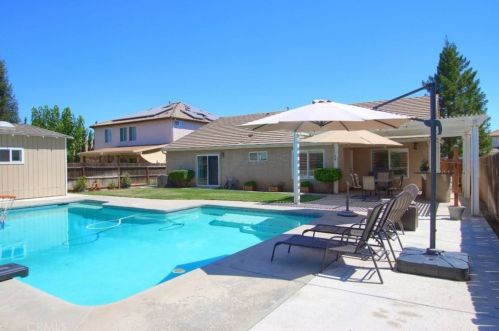 2753 Ashcroft Ave, Clovis, CA 93611-3960
