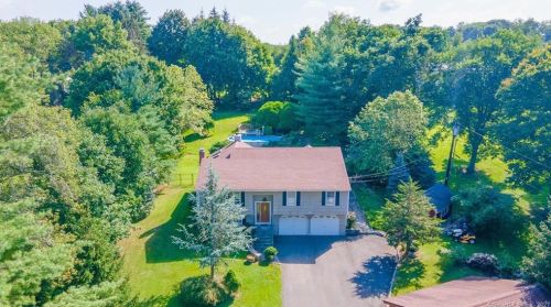 6 Edmond Rd, Bethel, CT 06801-3101