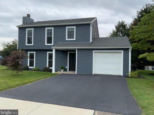 206 Lopax Rd, Harrisburg, PA 17112-3218