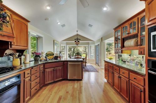 13572 Lake Wildwood Dr, Lake Wildwood CA  95946-9500 exterior