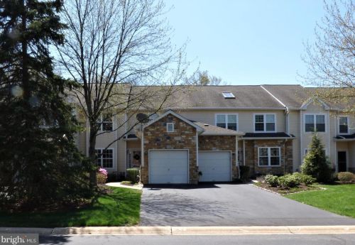 136 Medinah Dr, Blue Bell, PA 19422-3212