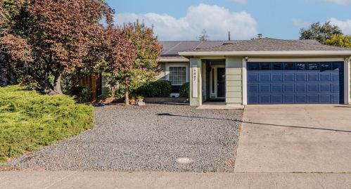 6887 Auburn Blvd, Citrus Heights, CA 95621-4215