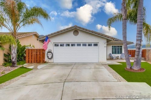 9150 Sesi Ln, Lakeside CA  92040-5800 exterior