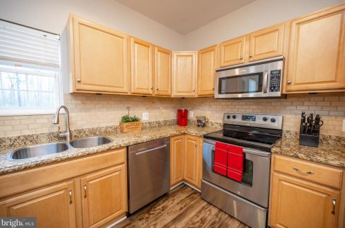 10629 Catharpin Rd, Spotsylvania VA 22551-4505 exterior