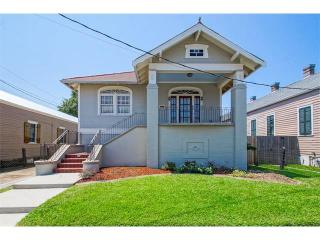 420 Huey P Long Ave, Gretna, LA 70053-5918