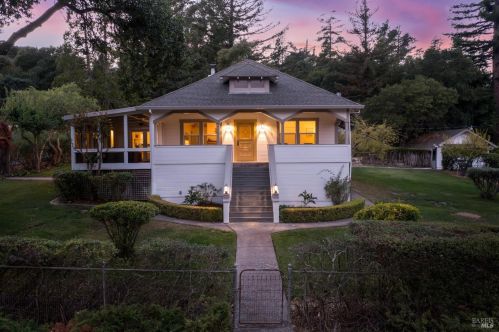 5047 Sonoma Mountain Rd, Santa Rosa, CA 95404-8512