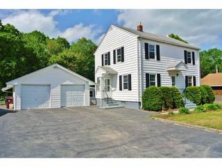 29 Glaude Ln, Woonsocket RI  02895-1611 exterior