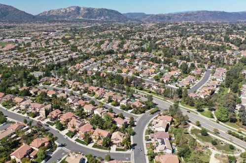 43610 Ortona St, Temecula CA  92592-3878 exterior