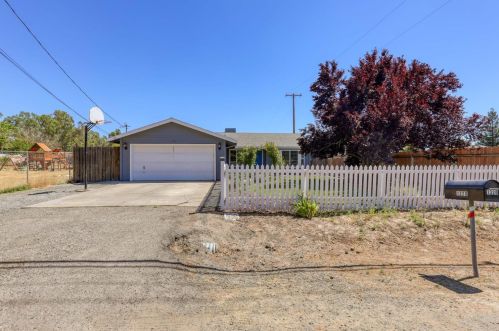 1320 I St, Rio Linda CA  95673-4403 exterior