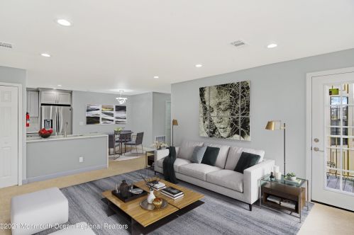442 Meade Ct, East Brunswick, NJ 08816-1870