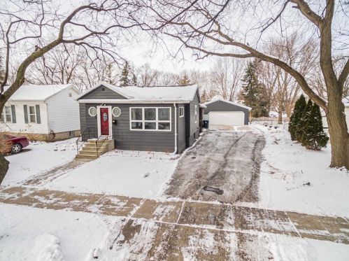 24 Gould St, Fond Du Lac, WI 54935-3299