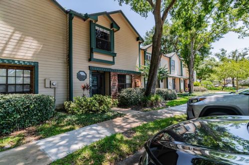 2672 Brandon Cir, Apopka, FL 32703-8110