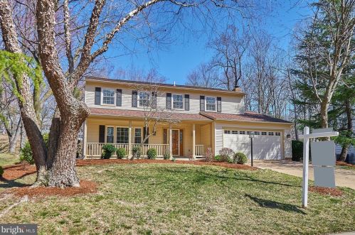 12900 Valleywood Dr, Woodbridge, VA 22192-3370