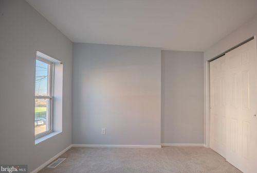 542 12th St, Wilmington DE  19801-4004 exterior