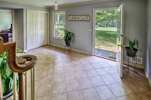112 Fairmount Rd, Califon, NJ 07830-3111
