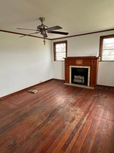 223 Front St, Bartlett, TX