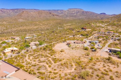 45444 20th St, Phoenix AZ 85087-7526 exterior