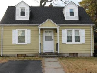 7 Valley Hts, Holyoke, MA 01040-3329