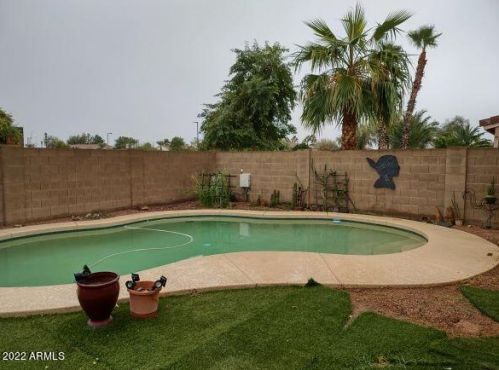 18013 147th Dr, Sun City, AZ 85374-4416