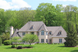 5 Todd Ln, Somers Town, NY 10589-3217