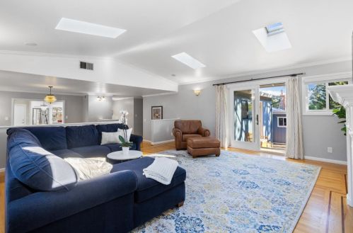 1920 Claremont Dr, San Bruno CA  94066-2716 exterior