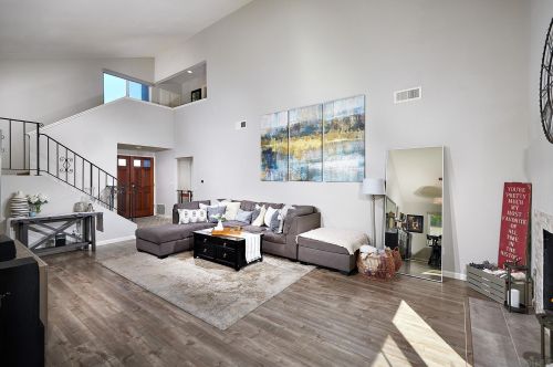 8105 El Extenso Ct, San Diego, CA 92119-1134