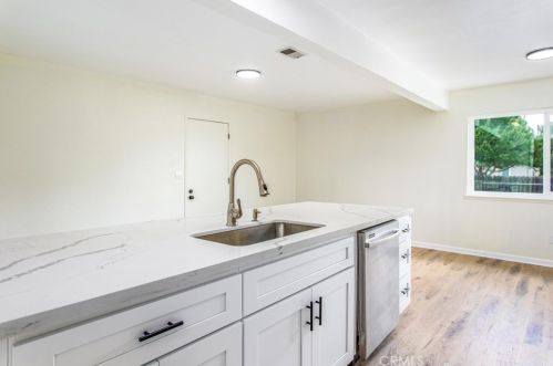 1440 Colton Ave, Redlands CA  92374-3825 exterior