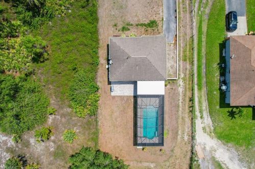 4435 22nd St, Naples, FL 34120-8407