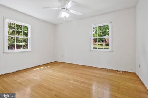 7905 Jansen Dr, Springfield VA 22152-2412 exterior