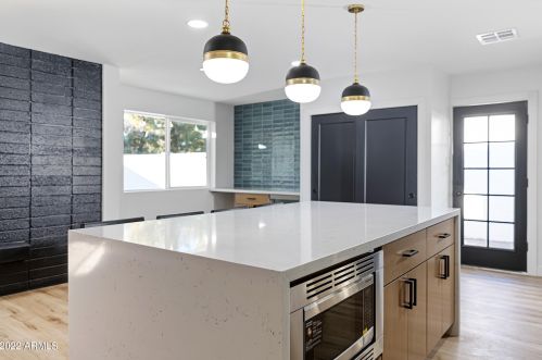 2044 71, Scottsdale AZ 85257-1323 exterior