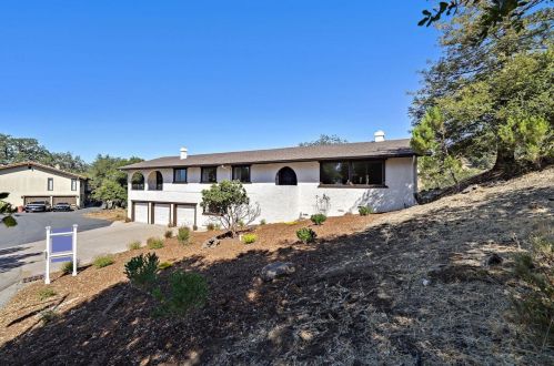 2915 Thomas Grade, Morgan Hill, CA 95037-6713