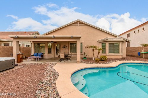 45183 Rhea Rd, Maricopa AZ  85139-9153 exterior