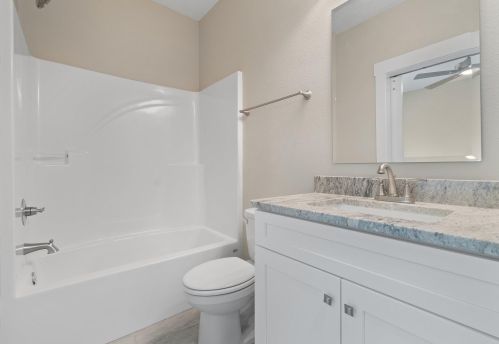 2129 Trevor Cir, Milton FL  32583-9616 exterior