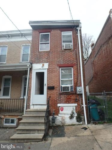 219 Harrison St, Wilmington, DE 19805-3646