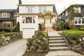 906 20 Ave, Seattle WA  98125-5132 exterior